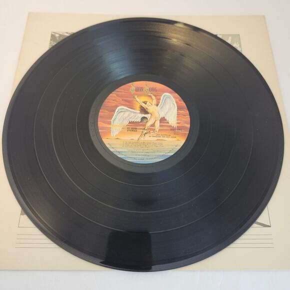 Led Zeppelin In Through The Out Door Vinyl Album  SS 16002 First Press 1979 - Picture 3 of 15
